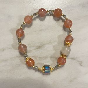 Agate Stones & Crystals Beaded Bracelet